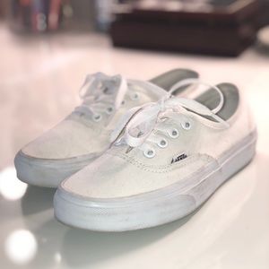 White classic Vans